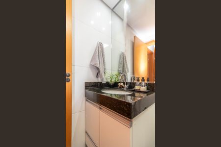 Apartamento à venda com 133m², 3 quartos e 3 vagasBanheiro Social