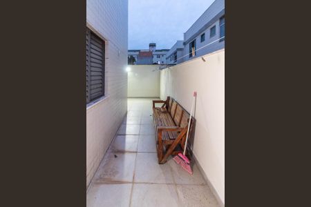 Vista Sala de apartamento à venda com 3 quartos, 133m² em Sagrada Família, Belo Horizonte