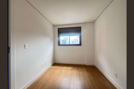Apartamento à venda com 170m², 4 quartos e 3 vagasQuarto