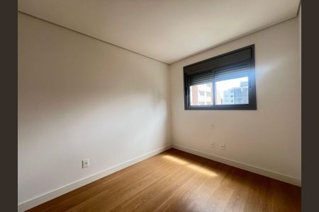 Apartamento à venda com 170m², 4 quartos e 3 vagasQuarto