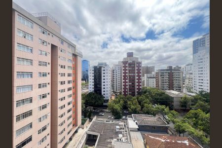 Apartamento à venda com 170m², 4 quartos e 3 vagasVista