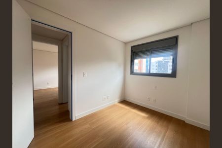 Apartamento à venda com 170m², 4 quartos e 3 vagasQuarto