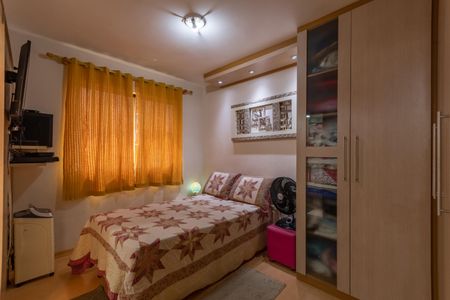 Apartamento à venda com 83m², 3 quartos e 2 vagas Apartamento à venda com 83m², 3 quartos e 2 vagasSuíte