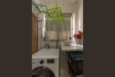 Apartamento à venda com 83m², 3 quartos e 2 vagas Apartamento à venda com 83m², 3 quartos e 2 vagasÁrea de Serviço