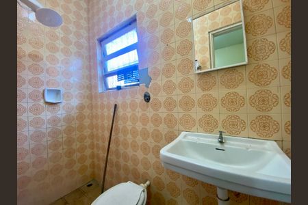 Banheiro da Suíte de casa para alugar com 3 quartos, 263m² em Vila Caiçara, Praia Grande