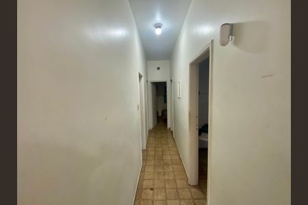 Corredor de casa para alugar com 3 quartos, 263m² em Vila Caiçara, Praia Grande