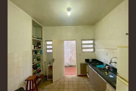 Casa para alugar com 263m², 3 quartos e 4 vagas Casa para alugar com 263m², 3 quartos e 4 vagasCozinha