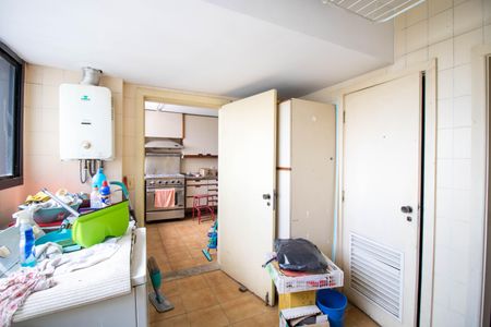 Apartamento para alugar com 589m², 4 quartos e 3 vagasÁrea de Serviço