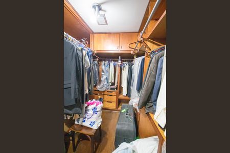 Apartamento para alugar com 589m², 4 quartos e 3 vagasCloset