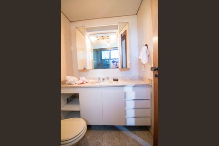 Apartamento para alugar com 589m², 4 quartos e 3 vagasBanheiro da Suíte 3