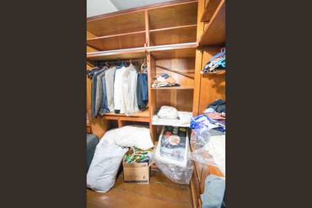 Apartamento para alugar com 589m², 4 quartos e 3 vagasCloset