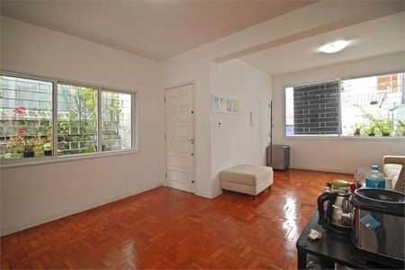 Casa à venda com 3 quartos, 157m² em Campo Belo, São Paulo