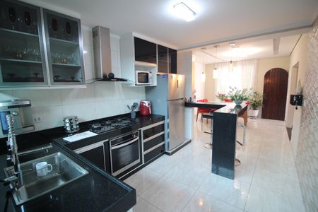 Casa à venda com 420m², 3 quartos e 5 vagasCozinha