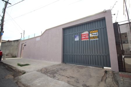 Casa à venda com 420m², 3 quartos e 5 vagasFachada/ Plaquinha Instalada 29/09/2025 YOJA-538