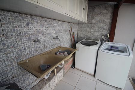 Casa à venda com 420m², 3 quartos e 5 vagasÁrea de Serviço