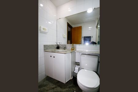 Apartamento à venda com 82m², 3 quartos e 2 vagasBanheiro do Quarto 3