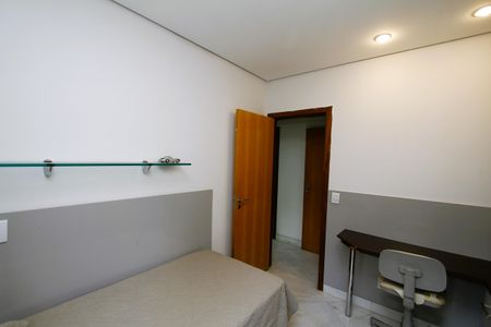Apartamento à venda com 82m², 3 quartos e 2 vagasQuarto 1