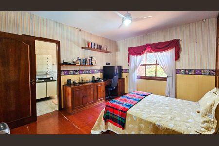 Casa à venda com 500m², 5 quartos e 6 vagasQuarto 1