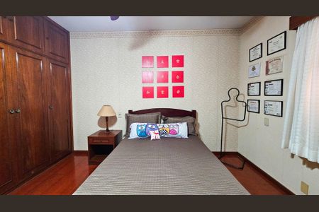 Casa à venda com 500m², 5 quartos e 6 vagasQuarto 3