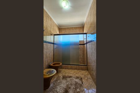 Casa à venda com 500m², 5 quartos e 6 vagasBanheiro 2