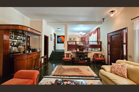 Casa à venda com 500m², 5 quartos e 6 vagasSala