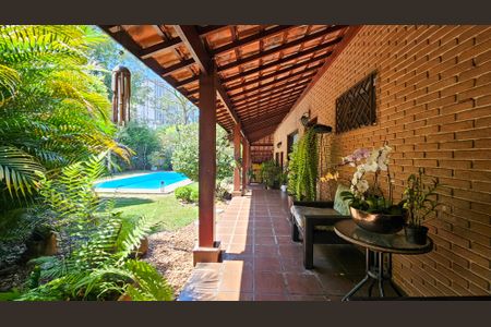 Casa à venda com 500m², 5 quartos e 6 vagasQuintal