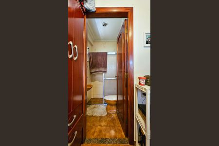 Casa à venda com 500m², 5 quartos e 6 vagasQuarto 4