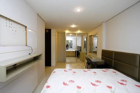 Apartamento à venda com 82m², 2 quartos e 2 vagasSuíte