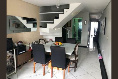 Casa à venda com 3 quartos, 150m² em Vila Campo Grande, São Paulo