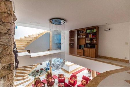 Casa à venda com 2000m², 3 quartos e 6 vagasFoto 24