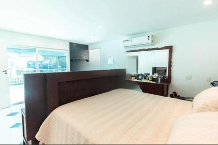 Casa à venda com 2000m², 3 quartos e 6 vagasFoto 18
