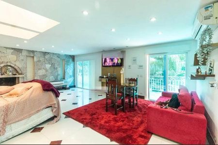 Casa à venda com 2000m², 3 quartos e 6 vagasFoto 16