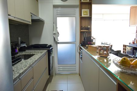 Apartamento à venda com 70m², 2 quartos e 2 vagasCozinha