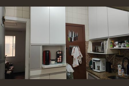 Apartamento à venda com 94m², 3 quartos e 1 vaga Apartamento à venda com 94m², 3 quartos e 1 vagaCozinha