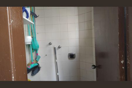 Apartamento à venda com 94m², 3 quartos e 1 vaga Apartamento à venda com 94m², 3 quartos e 1 vagaBanheiro de Serviço