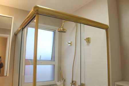 Apartamento à venda com 80m², 2 quartos e 2 vagasBanheiro da Suíte 1