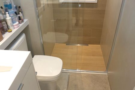 Apartamento à venda com 80m², 2 quartos e 2 vagasBanheiro 