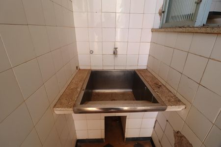 Apartamento para alugar com 119m², 3 quartos e 1 vagaÁrea de Serviço