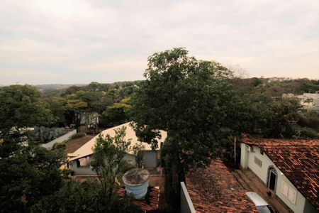 Casa de condomínio à venda com 523m², 4 quartos e 4 vagasvista