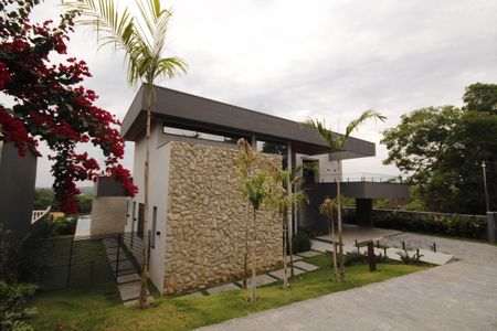 Casa de condomínio à venda com 523m², 4 quartos e 4 vagasFachada