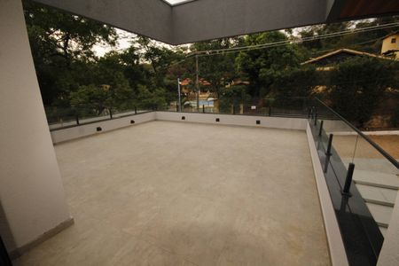Casa de condomínio à venda com 523m², 4 quartos e 4 vagasvaranda