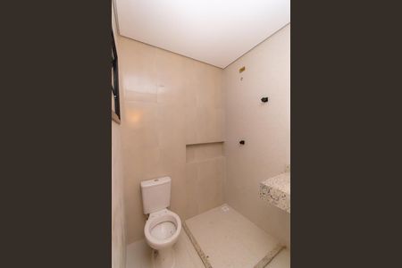 Casa à venda com 160m², 3 quartos e 2 vagasBanheiro da Suíte 1