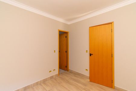 Casa à venda com 160m², 3 quartos e 2 vagasSuíte 2