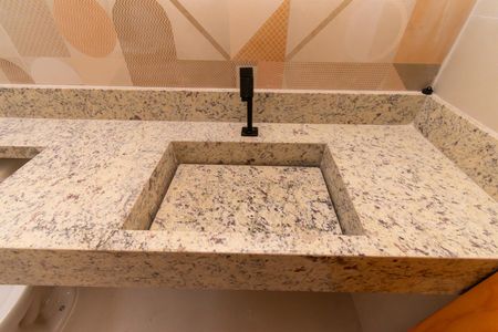 Casa à venda com 160m², 3 quartos e 2 vagasBanheiro da Suíte 2