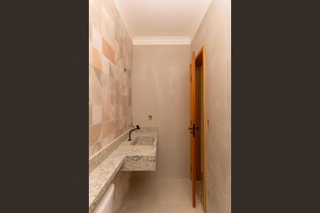 Casa à venda com 160m², 3 quartos e 2 vagasBanheiro da Suíte 2