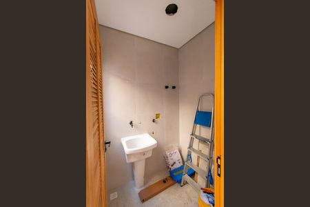 Casa à venda com 160m², 3 quartos e 2 vagasÁrea de Serviço