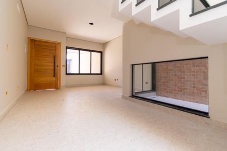 Casa à venda com 160m², 3 quartos e 2 vagasSala