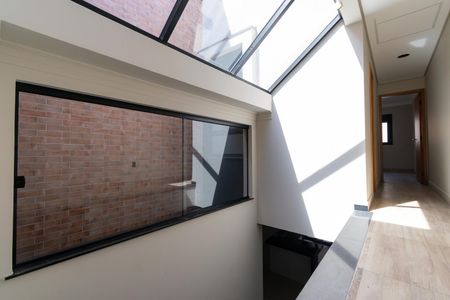 Casa à venda com 160m², 3 quartos e 2 vagasCorredor