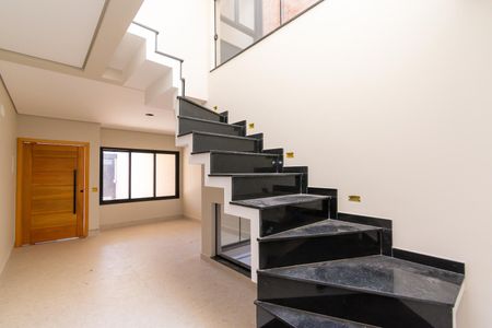 Casa à venda com 160m², 3 quartos e 2 vagasSala