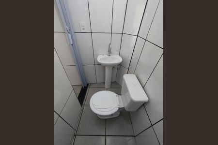 Studio para alugar com 24m², 1 quarto e sem vaga Studio para alugar com 24m², 1 quarto e sem vagaBanheiro Social